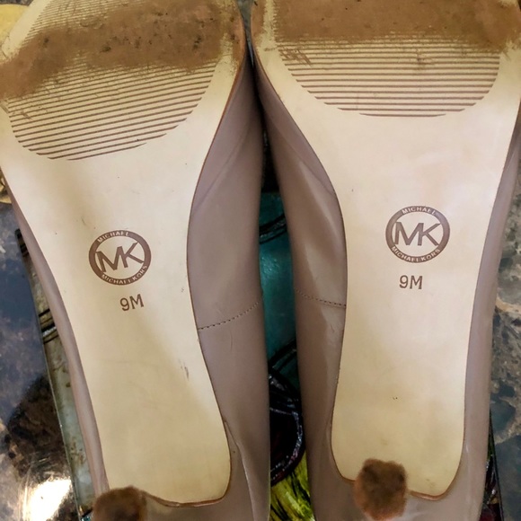 Michael Kors open toe heals - Picture 4 of 4